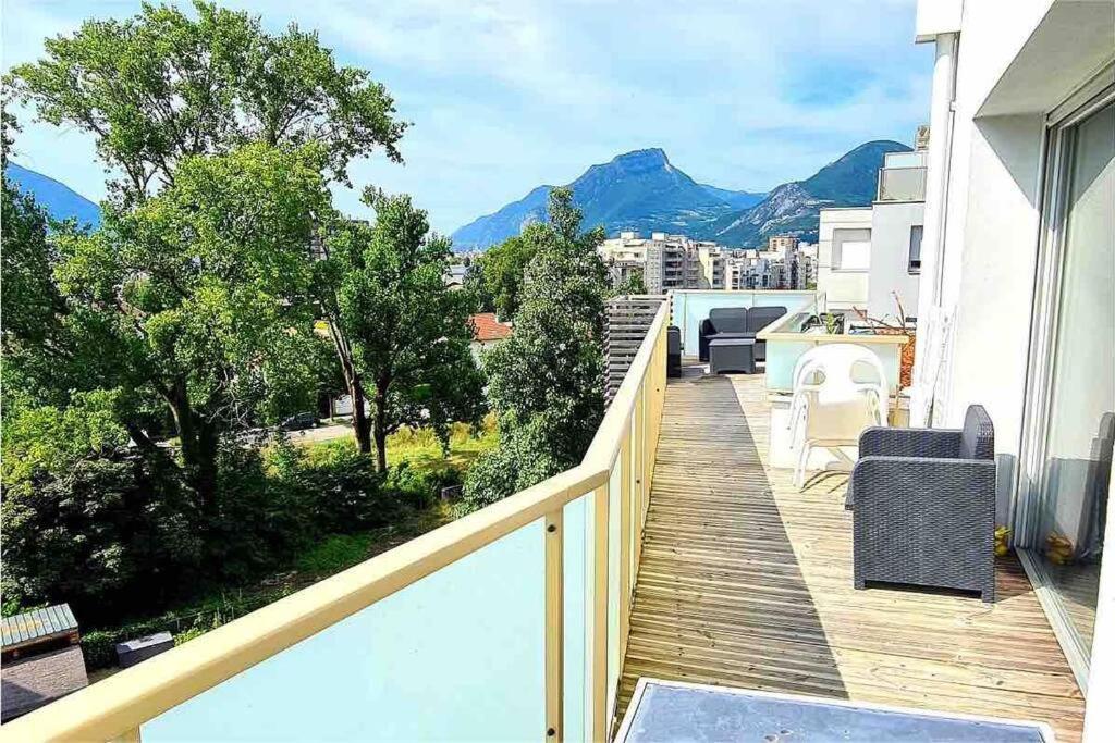 Grand Appartement Avec Vue Magnifique - Vercors - Une Experience Unique - Wifi Gratuit Grenoble Exteriér fotografie